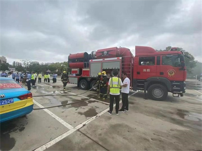 辽中横山道路救援